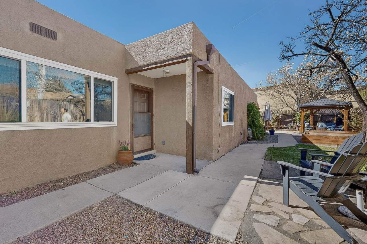 2855 Clark Court - Photo 1