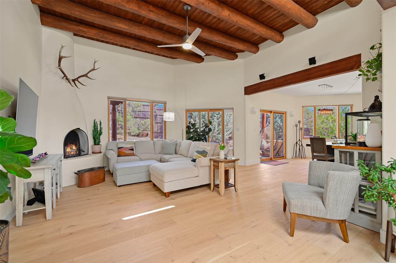 839 Camino Francisca - Photo 1