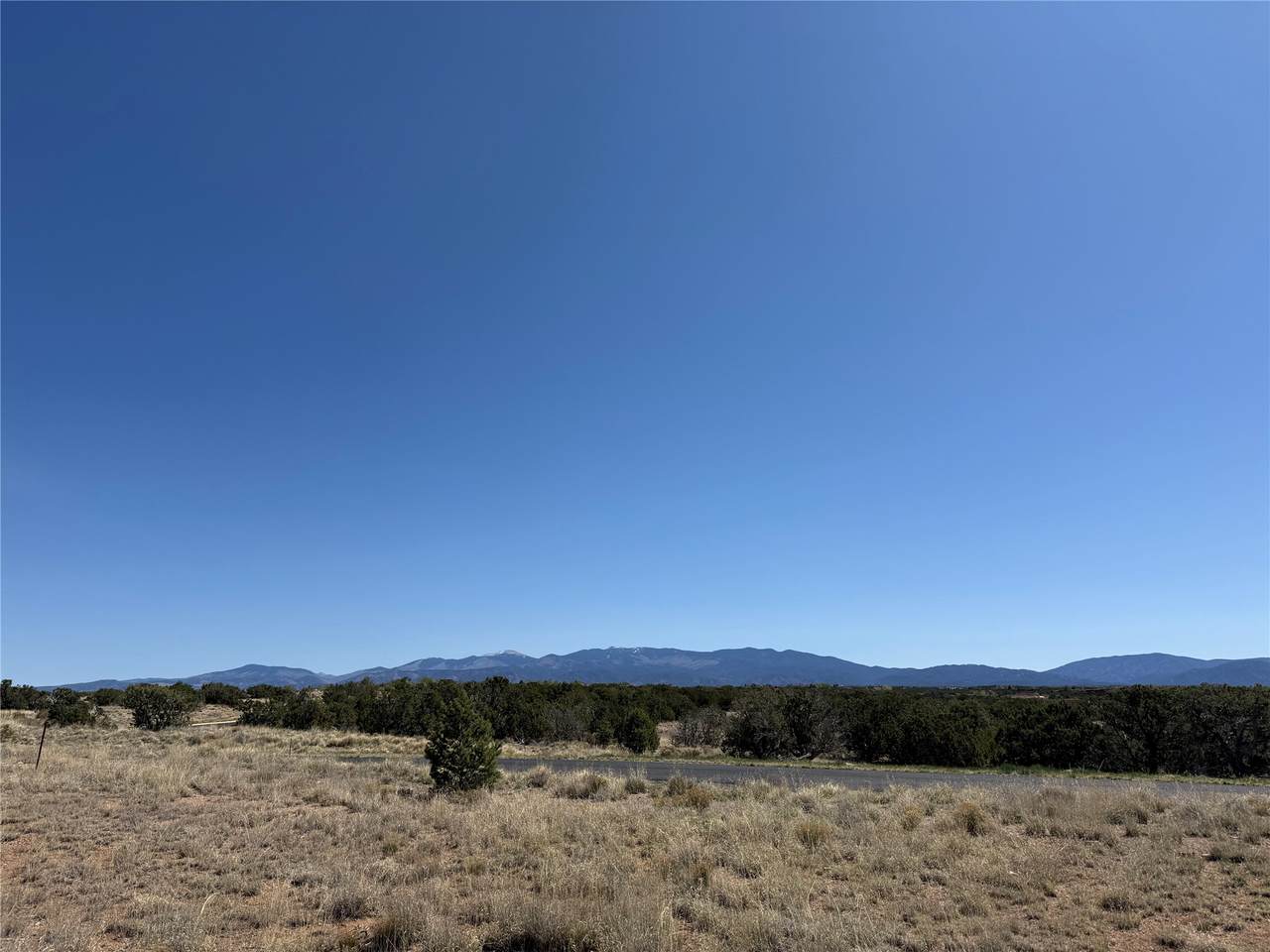 https://bt-photos.global.ssl.fastly.net/santafe/1280_boomver_2_202601539-2.jpg