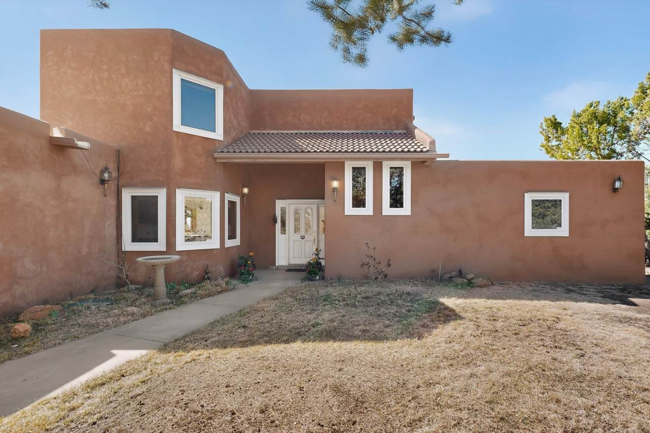 2 Toltec Road - Photo 1
