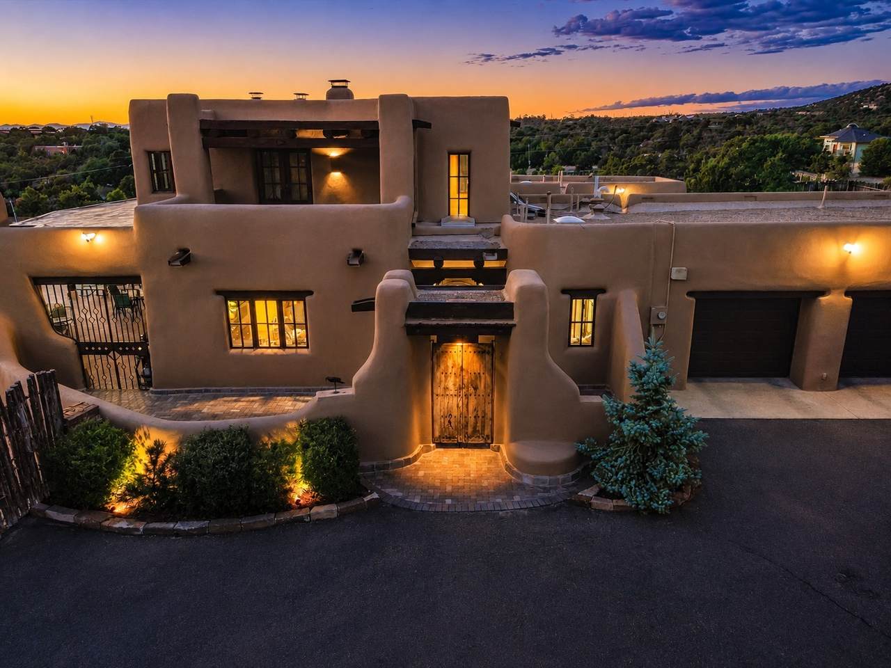 152A Arroyo Hondo Road - Photo 1