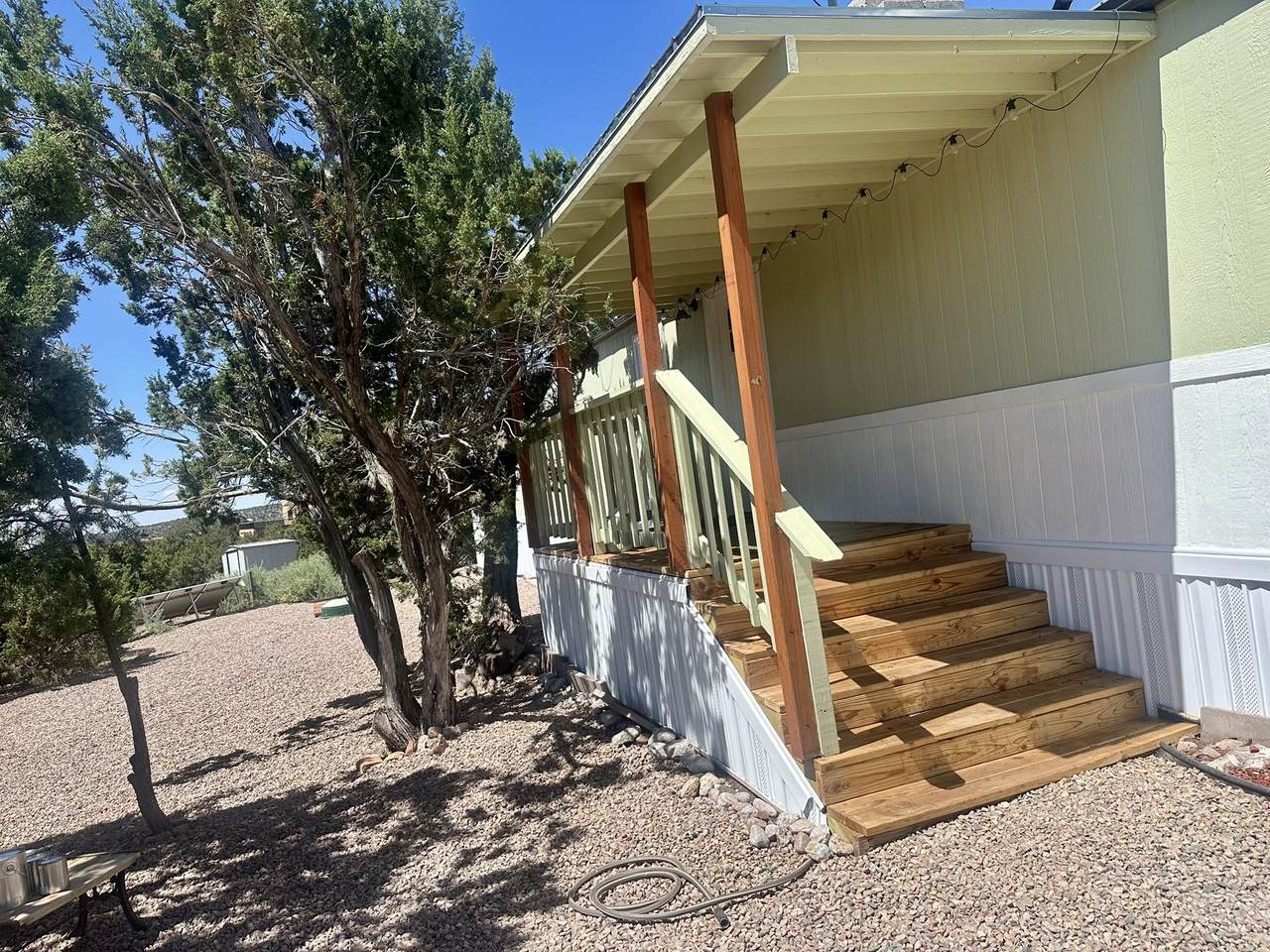 https://bt-photos.global.ssl.fastly.net/santafe/1280_boomver_2_202602514-2.jpg