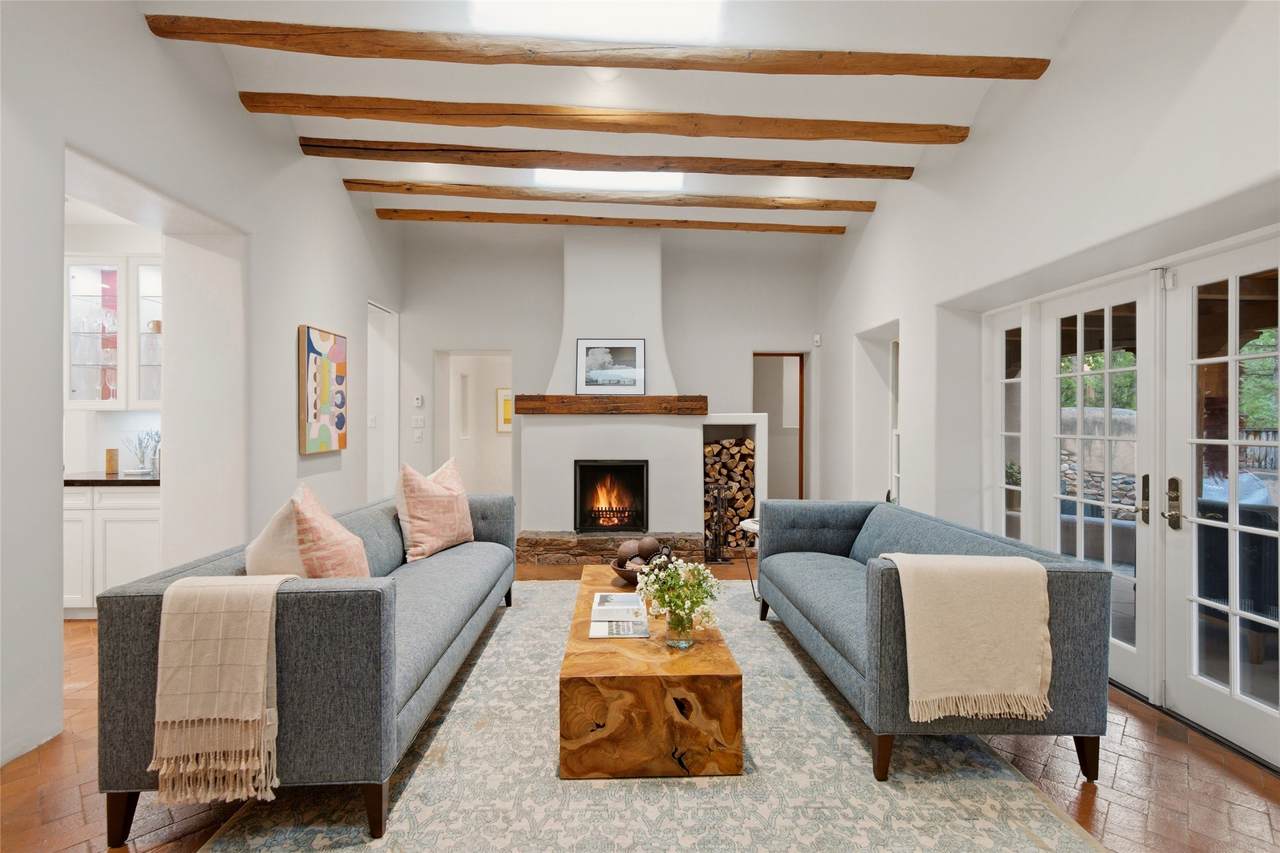 541 Camino Rancheros - Photo 1