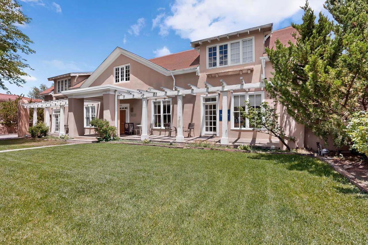 417 Palace Avenue - Photo 1