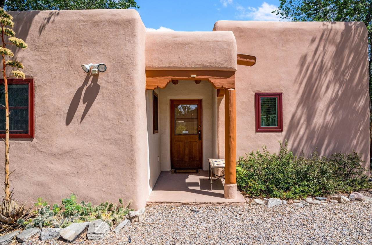 https://bt-photos.global.ssl.fastly.net/santafe/1280_boomver_2_202603722-2.jpg