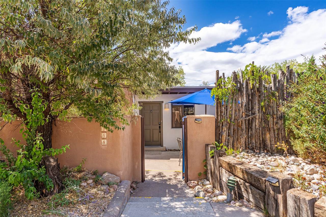 288 Calle Loma Norte - Photo 1
