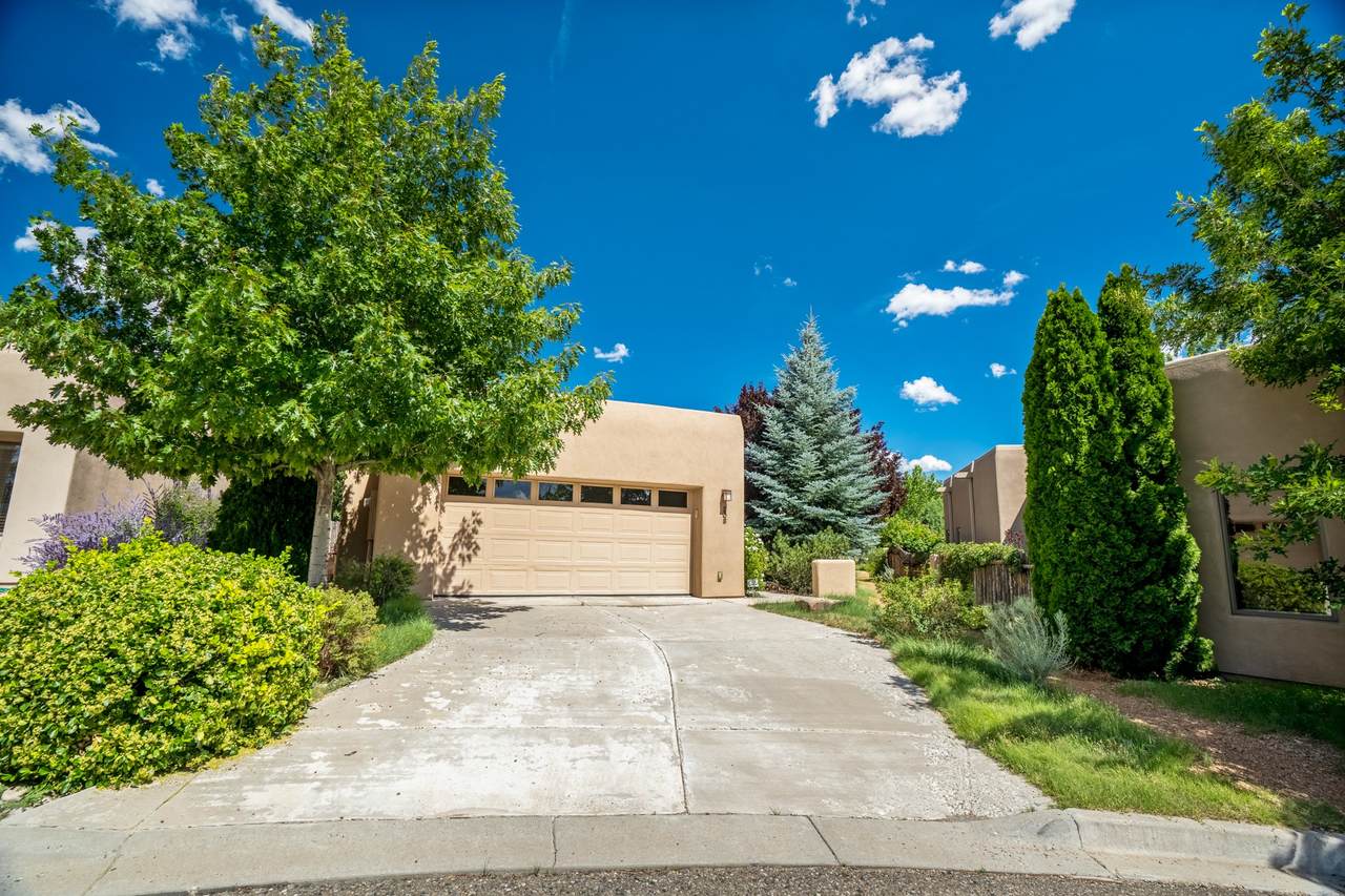 208 Plaza Montana - Photo 1