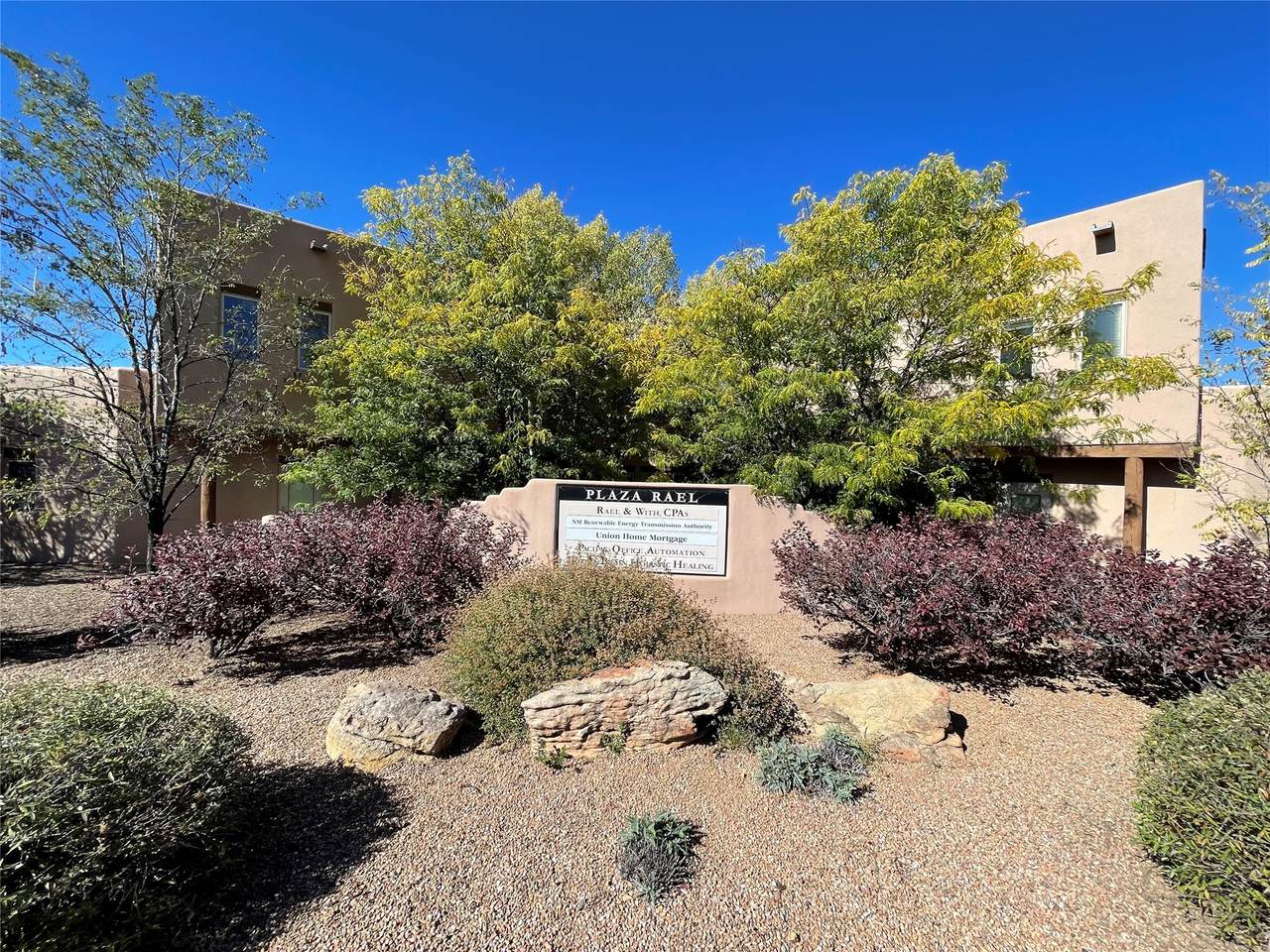https://bt-photos.global.ssl.fastly.net/santafe/1280_boomver_3_202340687-2.jpg