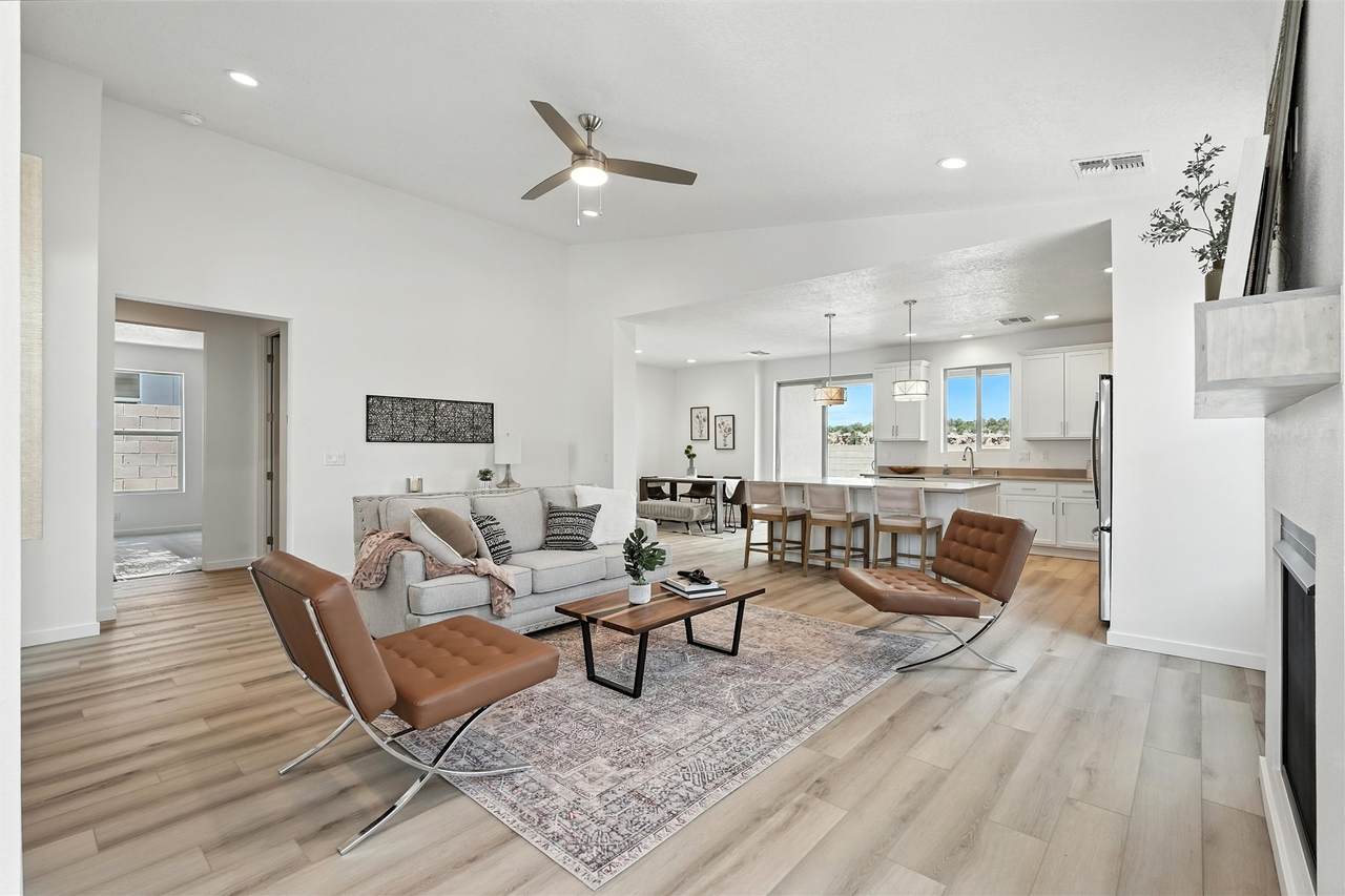87 Cadena Loop - Photo 1