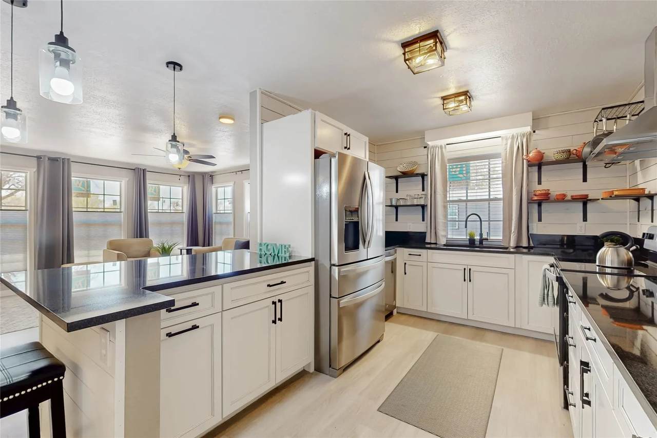 1221B N Orchard - Photo 1