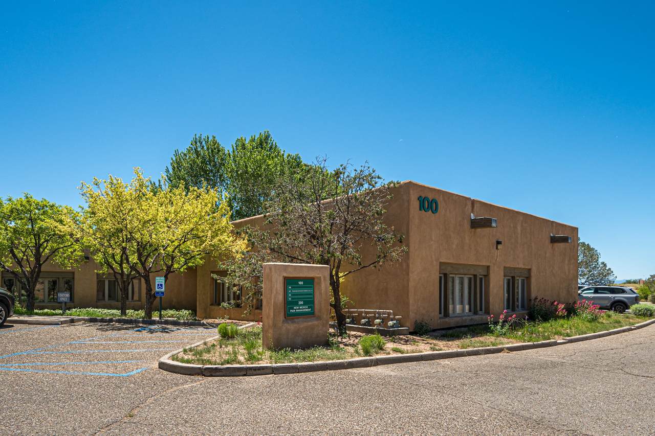 460 Saint Michaels Drive - Photo 1