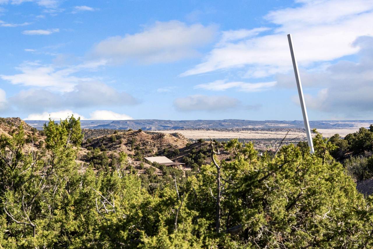 https://bt-photos.global.ssl.fastly.net/santafe/1280_boomver_3_202505489-2.jpg