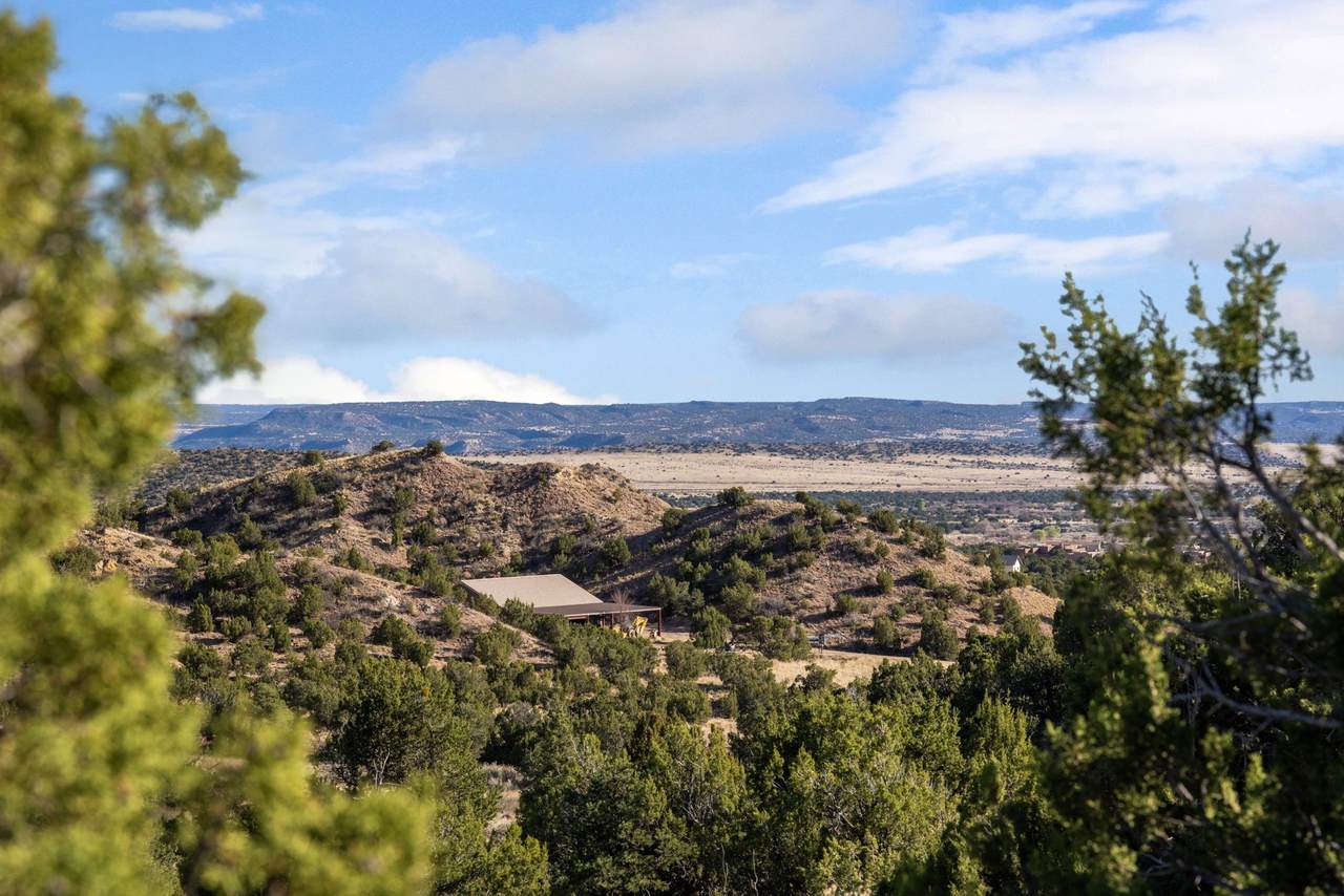 https://bt-photos.global.ssl.fastly.net/santafe/1280_boomver_3_202505489-2.jpg