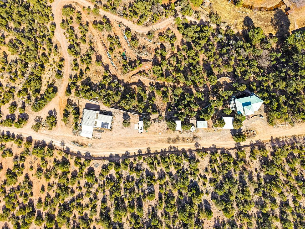 https://bt-photos.global.ssl.fastly.net/santafe/1280_boomver_3_202600838-2.jpg