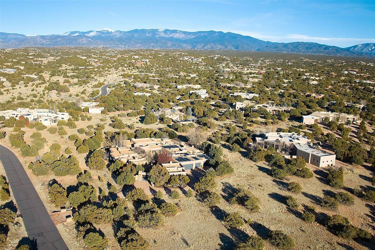 https://bt-photos.global.ssl.fastly.net/santafe/1280_boomver_1_202601004-2.jpg