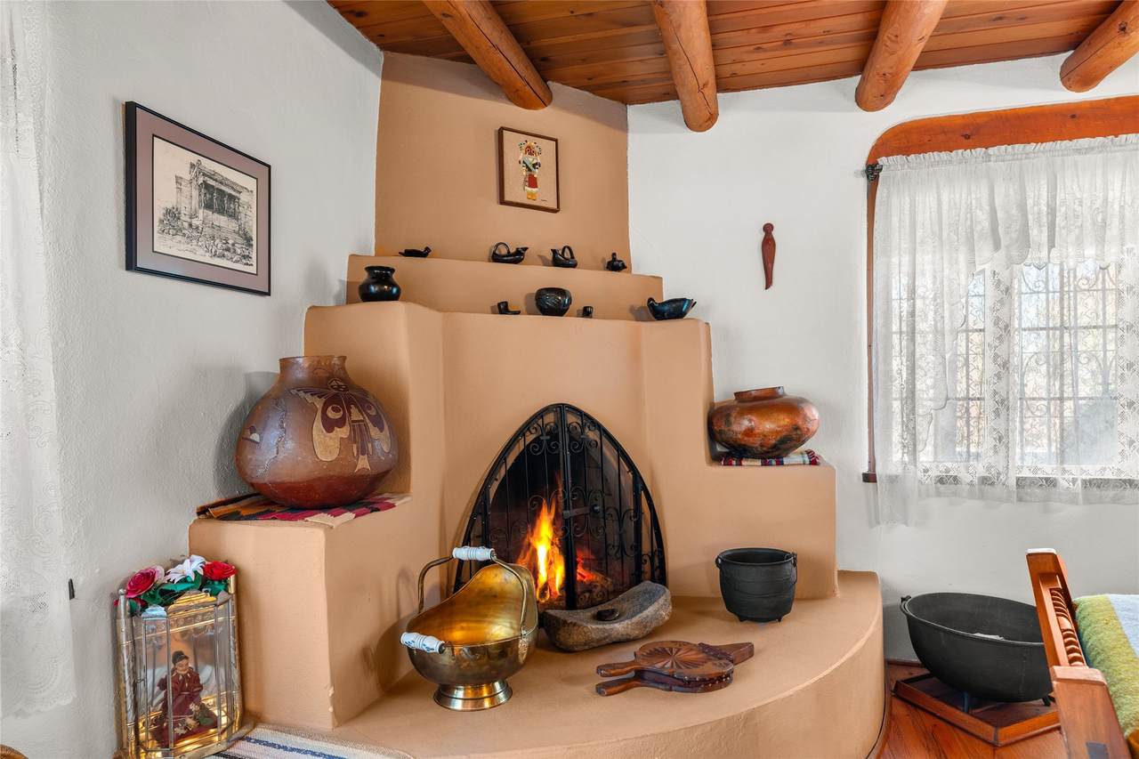 https://bt-photos.global.ssl.fastly.net/santafe/1280_boomver_4_202404674-2.jpg
