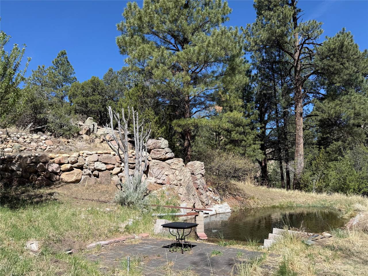 https://bt-photos.global.ssl.fastly.net/santafe/1280_boomver_3_202600838-2.jpg