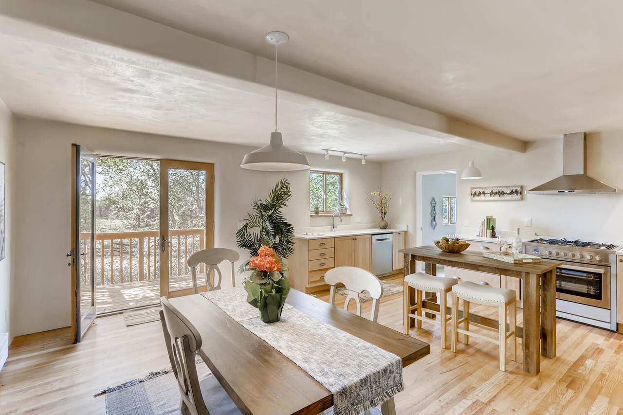 130 Coronado - Photo 1