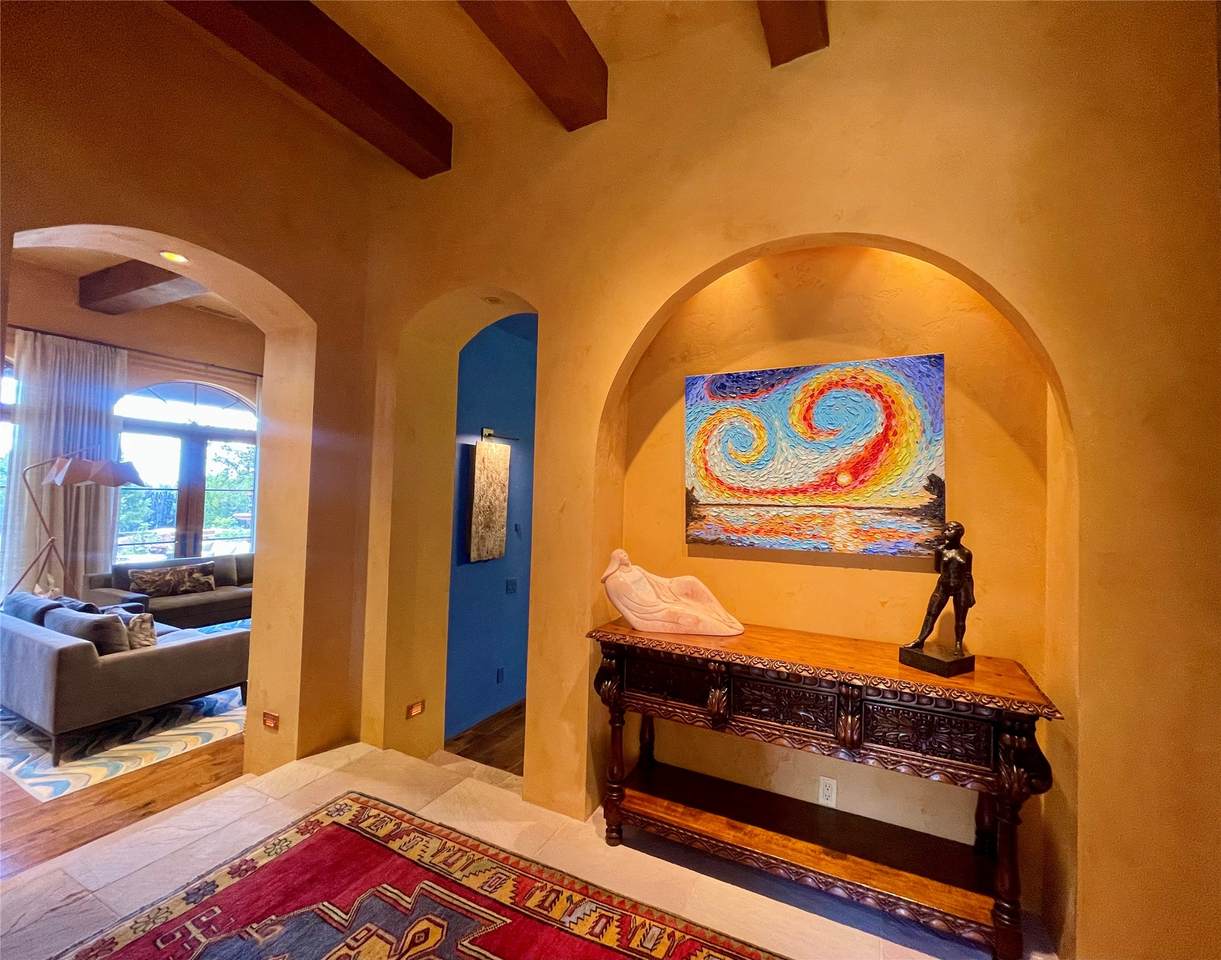 https://bt-photos.global.ssl.fastly.net/santafe/1280_boomver_2_202600777-2.jpg