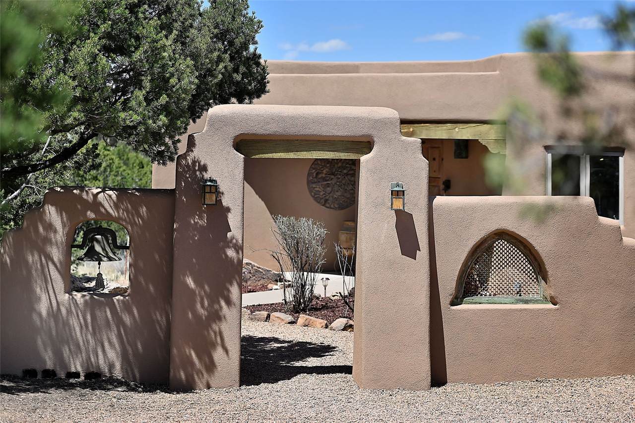 https://bt-photos.global.ssl.fastly.net/santafe/1280_boomver_5_202601399-2.jpg