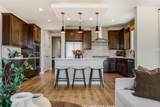 233 Delfina Street - Photo 4