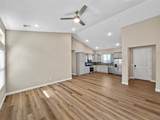 4069 Fairly - Photo 6