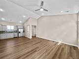 4069 Fairly - Photo 7