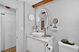 840 Palace - Photo 16