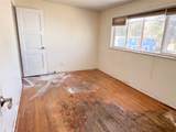 2262 38th - Photo 33