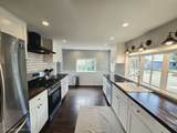 401 Maple Avenue - Photo 2