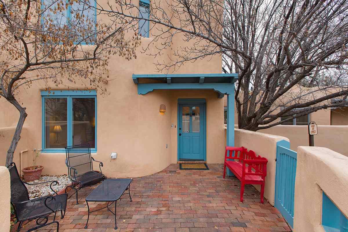 624 Galisteo Street - Photo 1