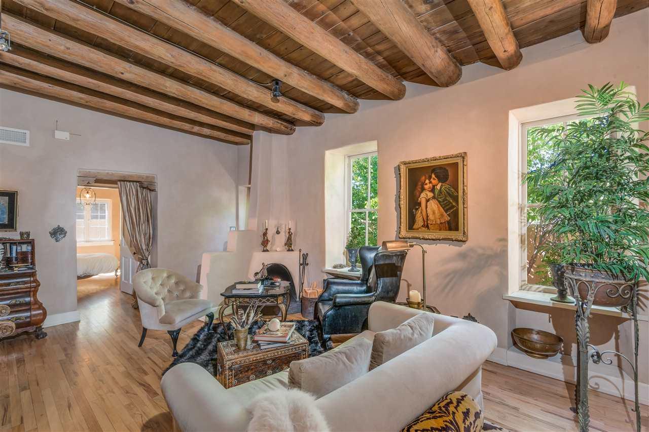 424 Acequia Madre #16 - Photo 1