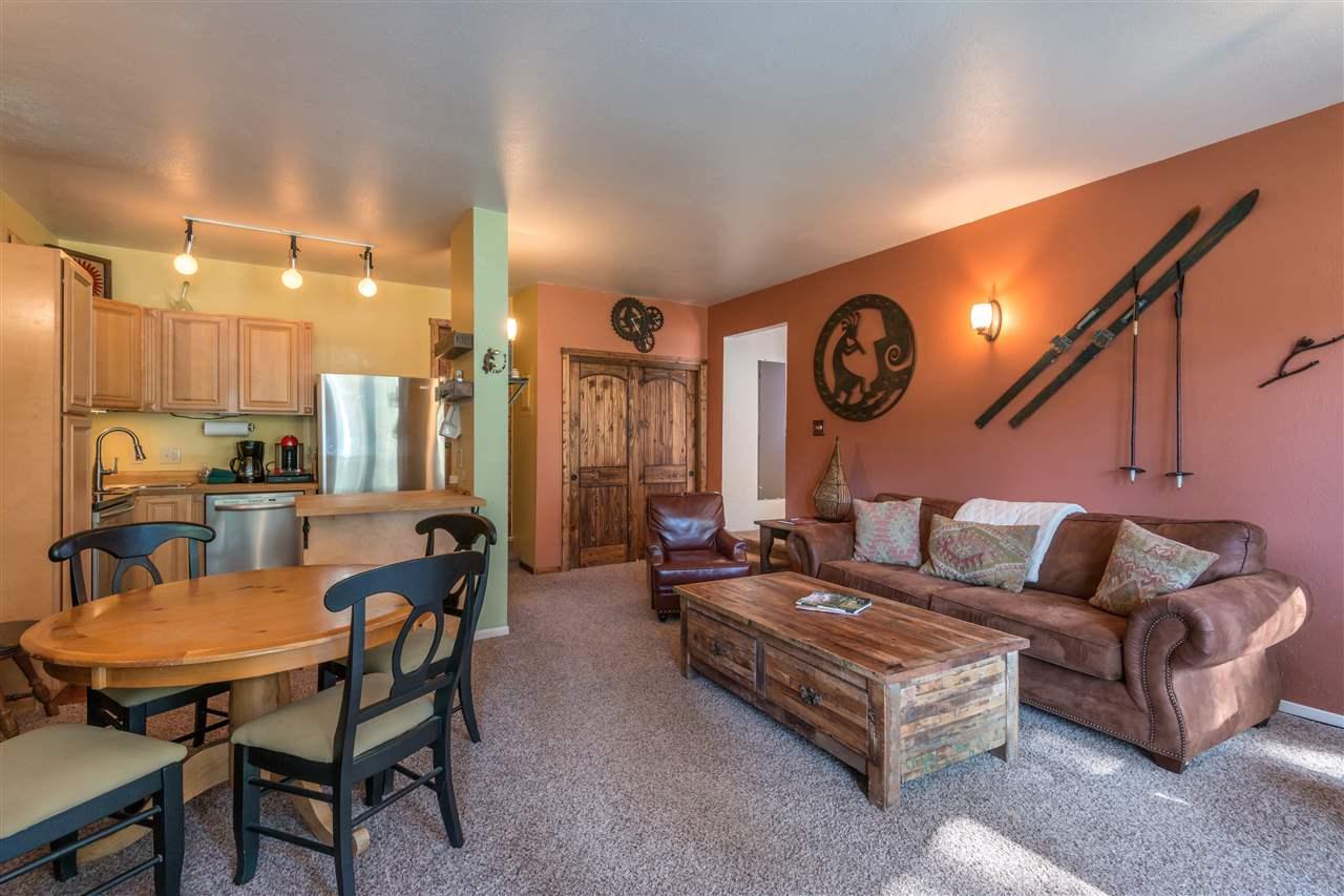13 Thunderbird Road - Photo 1