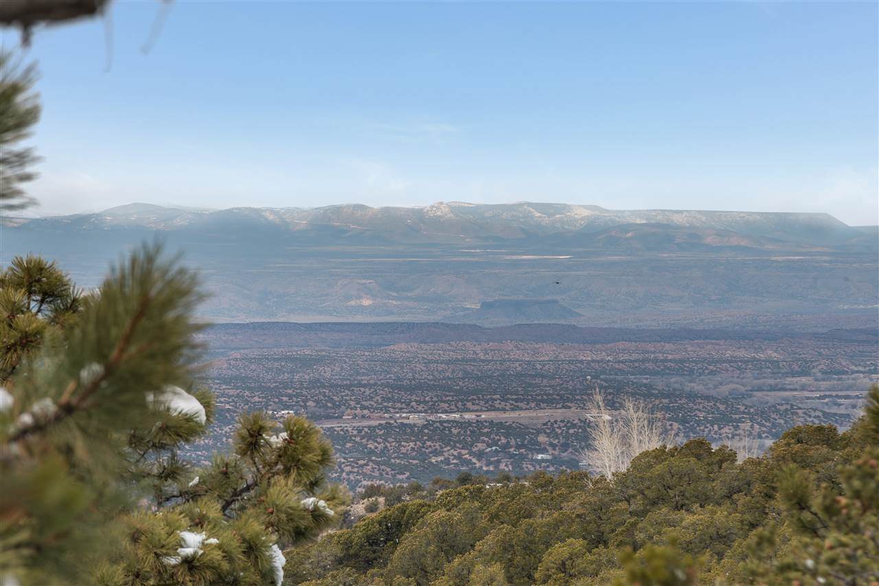 1236 S Summit Dr 11A - Photo 1