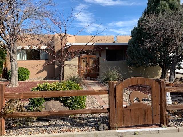6420 Vooscane Avenue - Photo 1