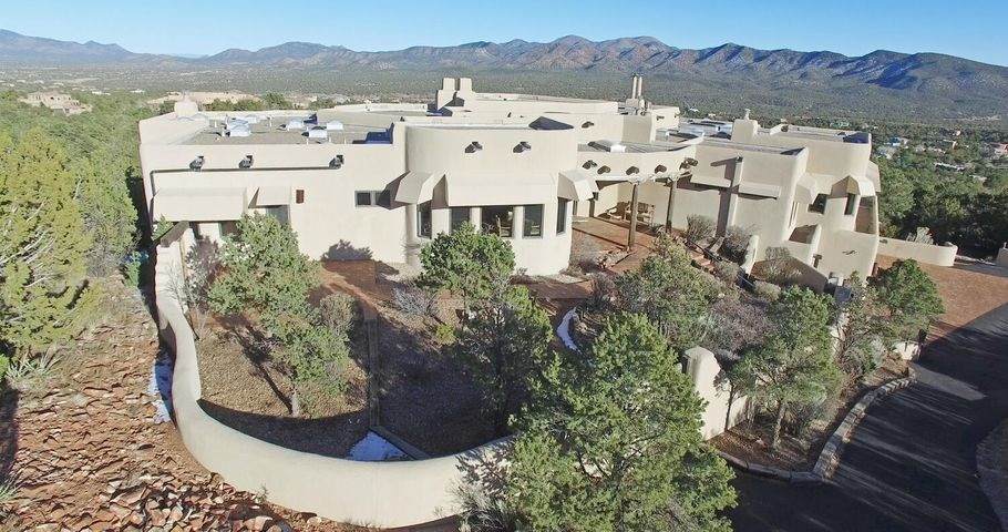 112 Kiva Place - Photo 1