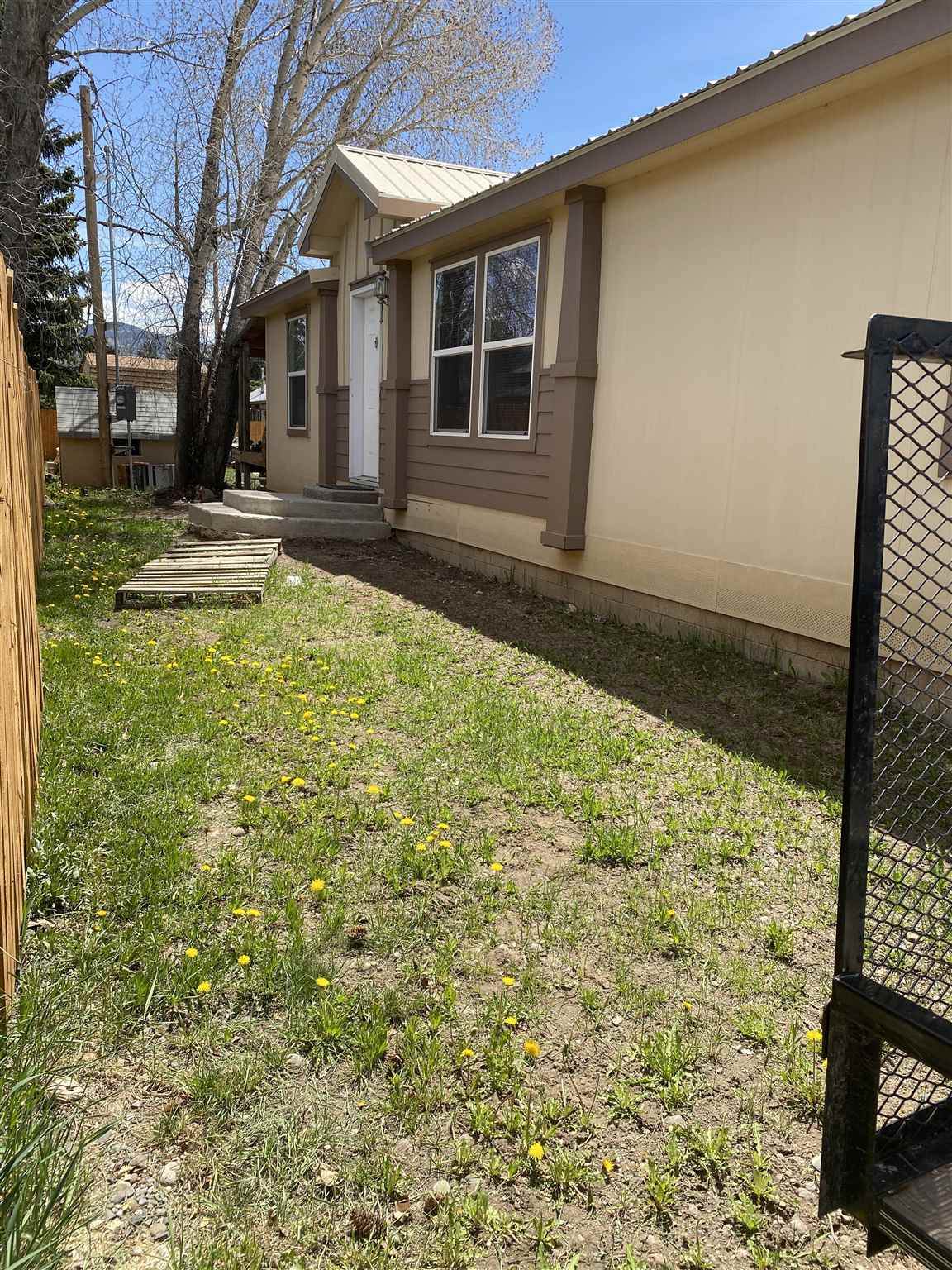 870 Pine Street - Photo 1