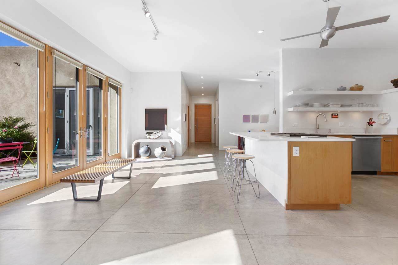 107 Los Pandos Lane - Photo 1