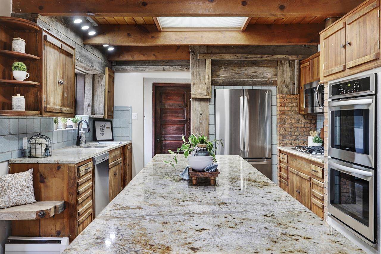 28 Adobe Lane - Photo 1