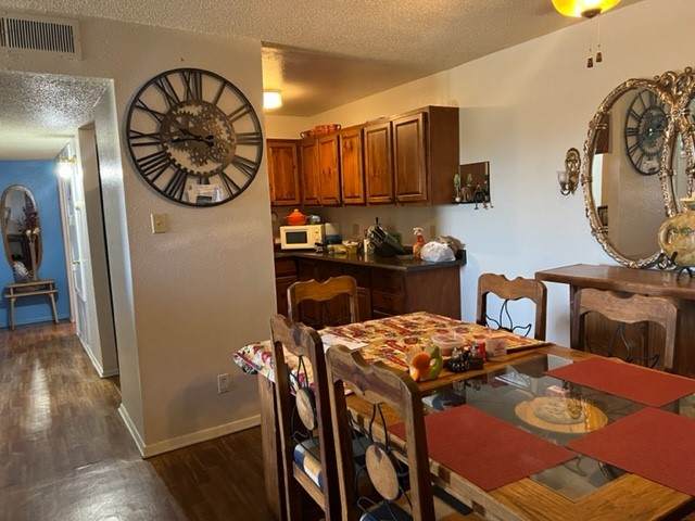 2800 Cerrillos - Photo 1
