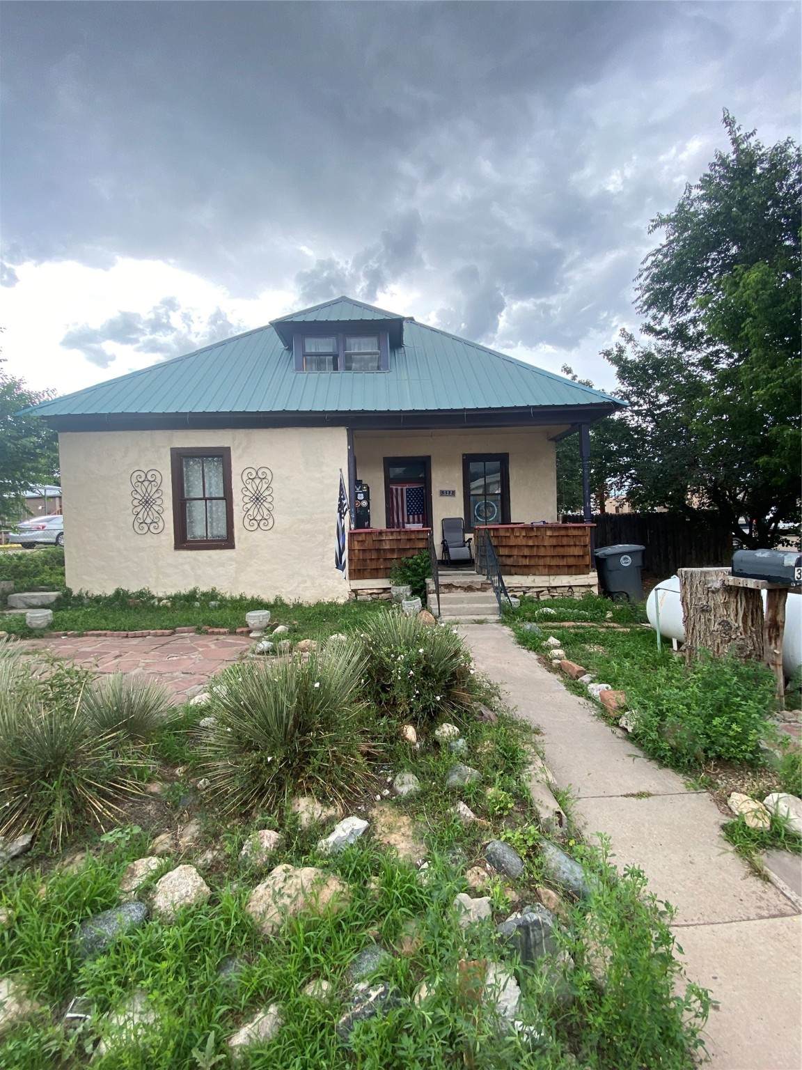 322 Moreno Street - Photo 1