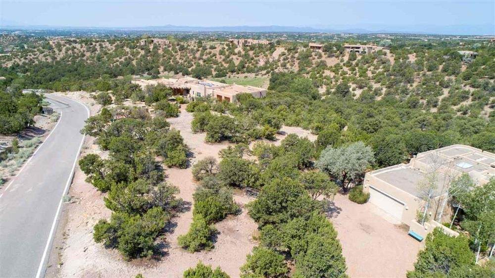 1020 Sierra Del Norte - Photo 1