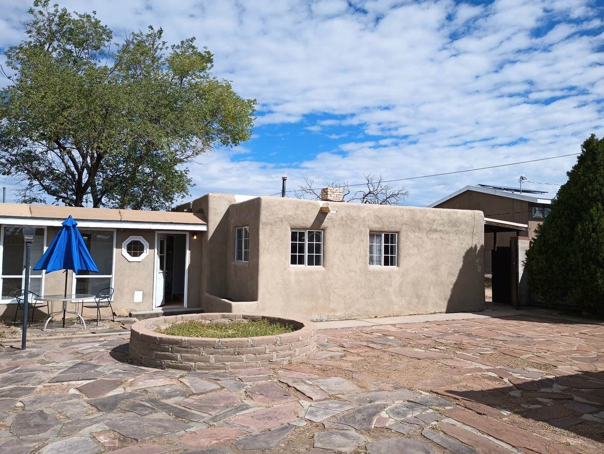 1203 Auga Fria - Photo 1