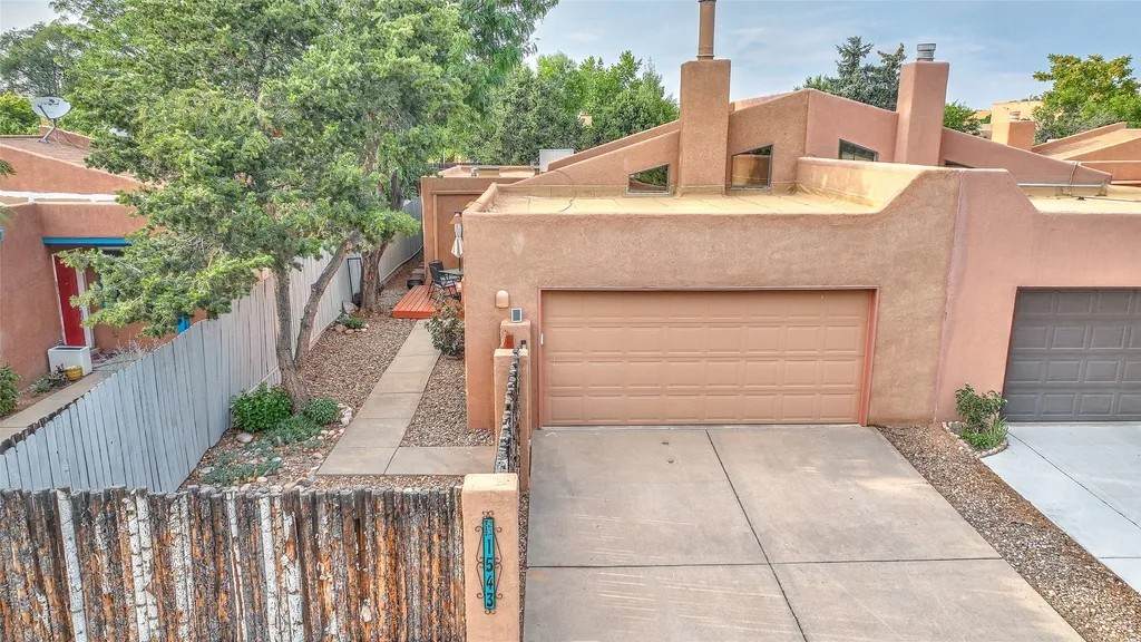1543 Escondida Court - Photo 1