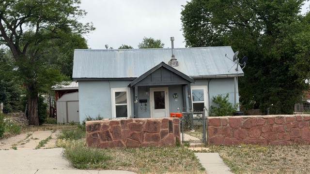 935 New Mexico Avenue - Photo 1