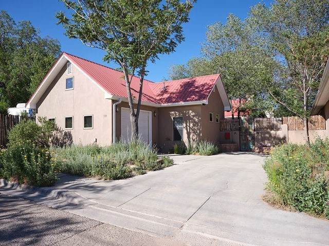 https://bt-photos.global.ssl.fastly.net/santafe/orig_boomver_1_202602685-2.jpg