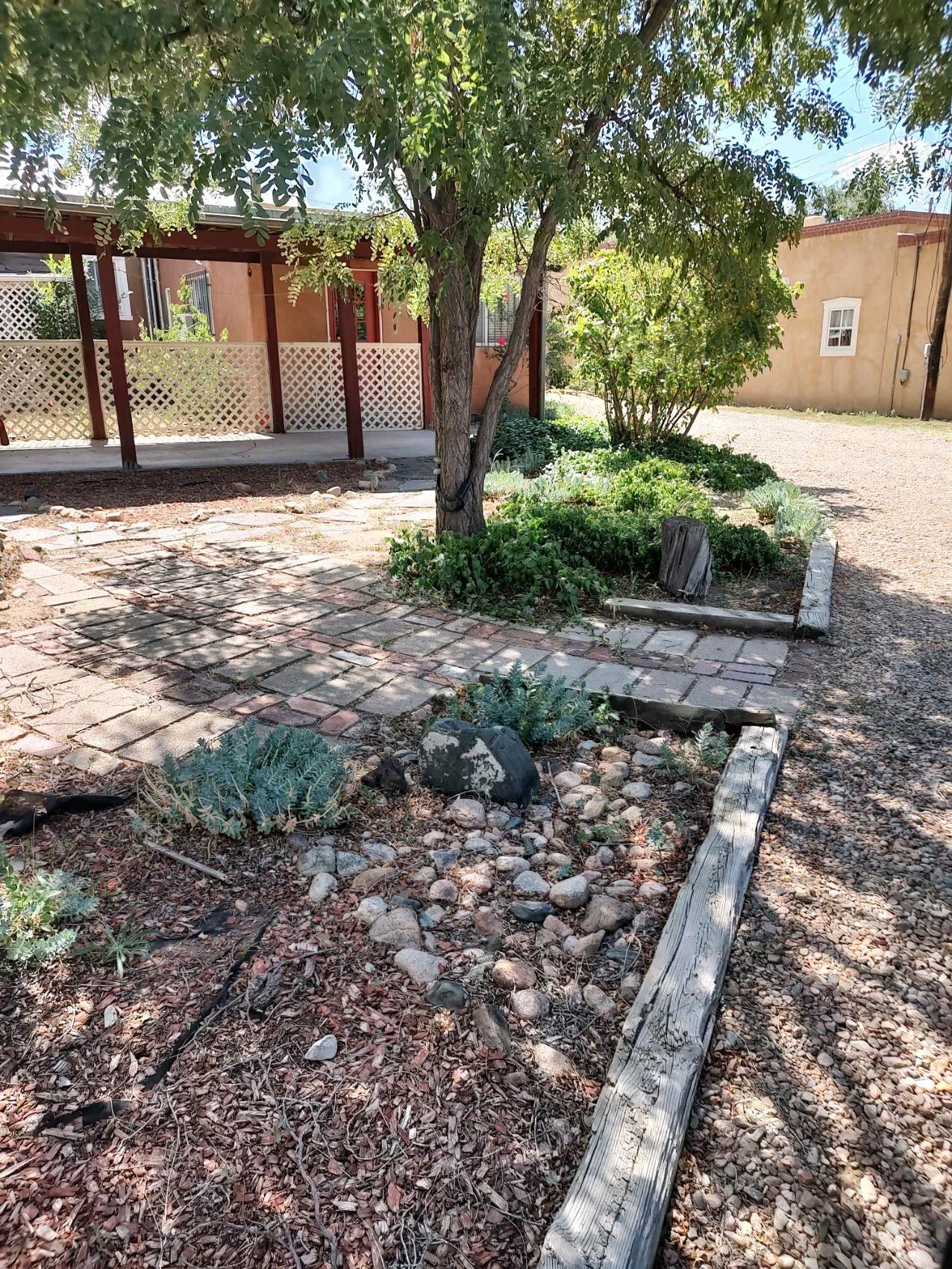 509 & 511 Agua Fria Street - Photo 1
