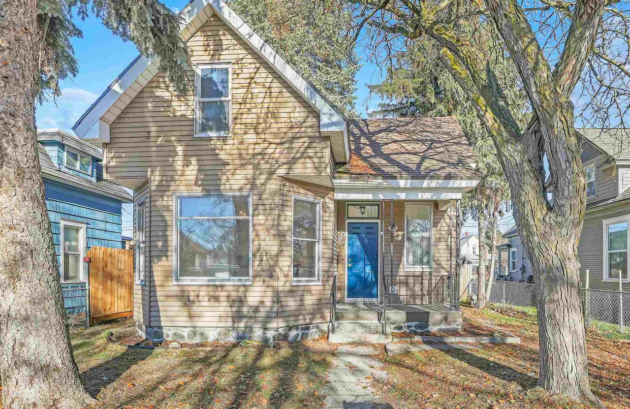2512 Mallon Ave - Photo 1