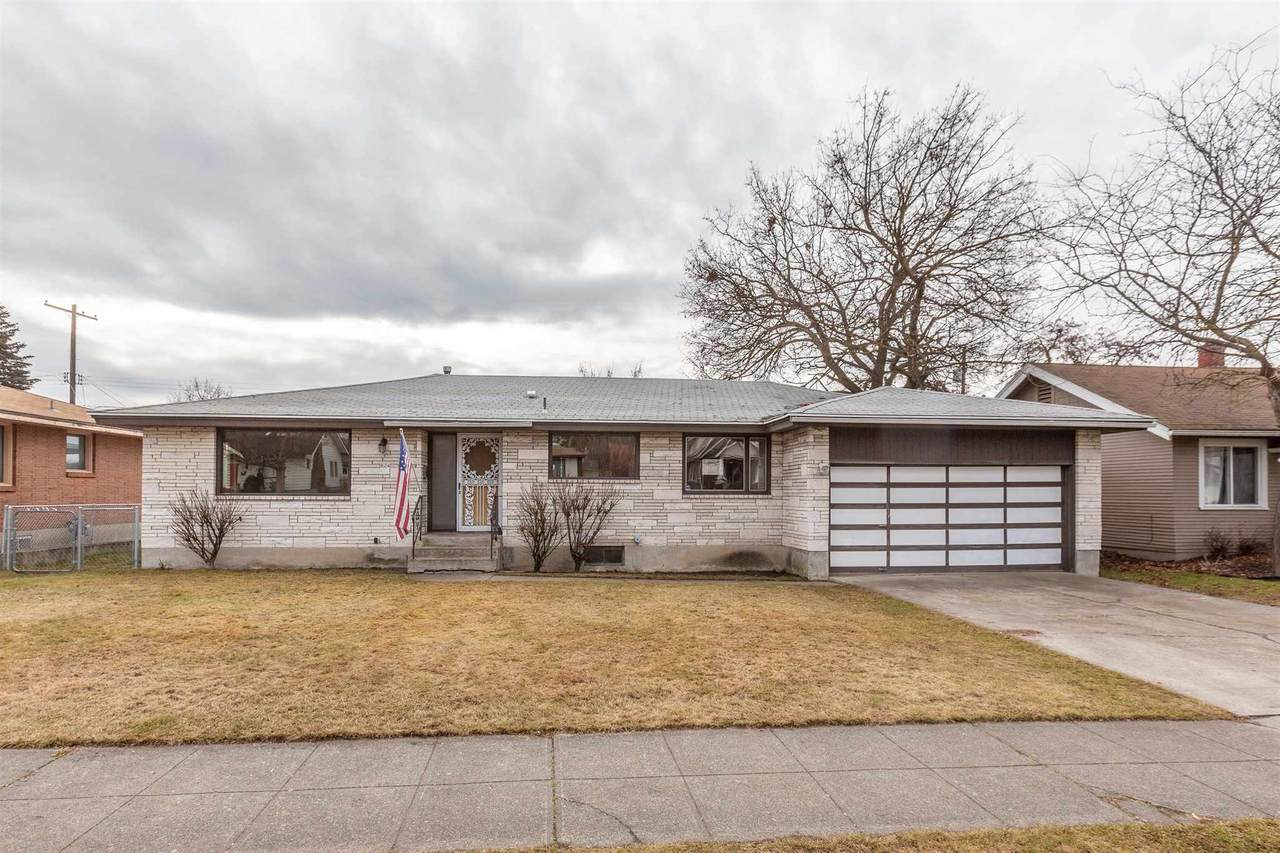 824 Dalton Ave - Photo 1
