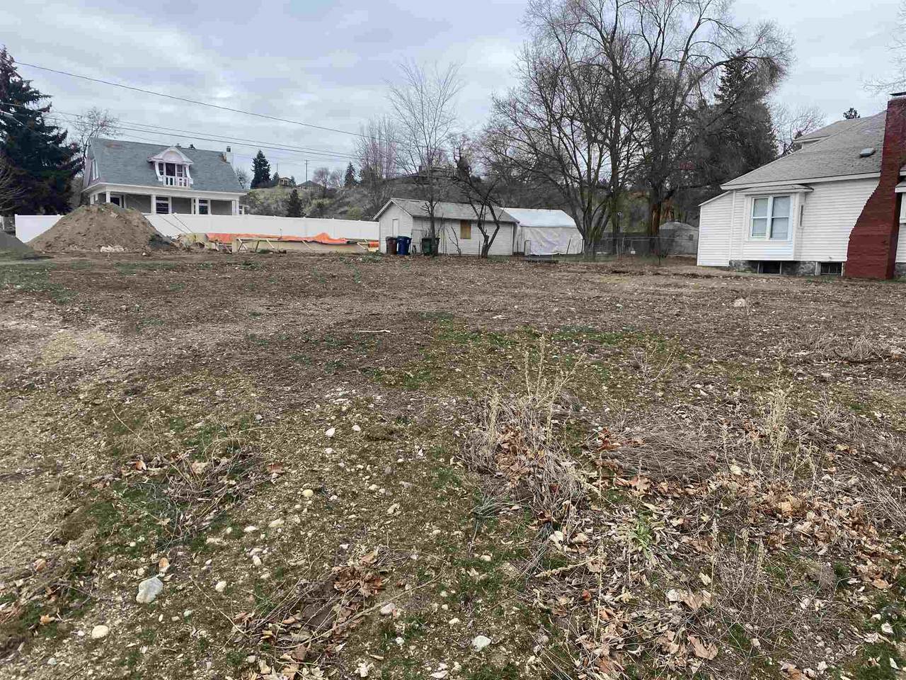 330 Dalton Ave - Photo 1